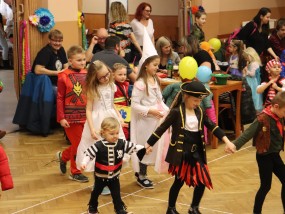 maskarni-karneval-2022-81