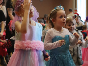 maskarni-karneval-2026-144