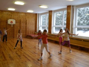 zumba-na-mzs-zruc-senec-2013-2